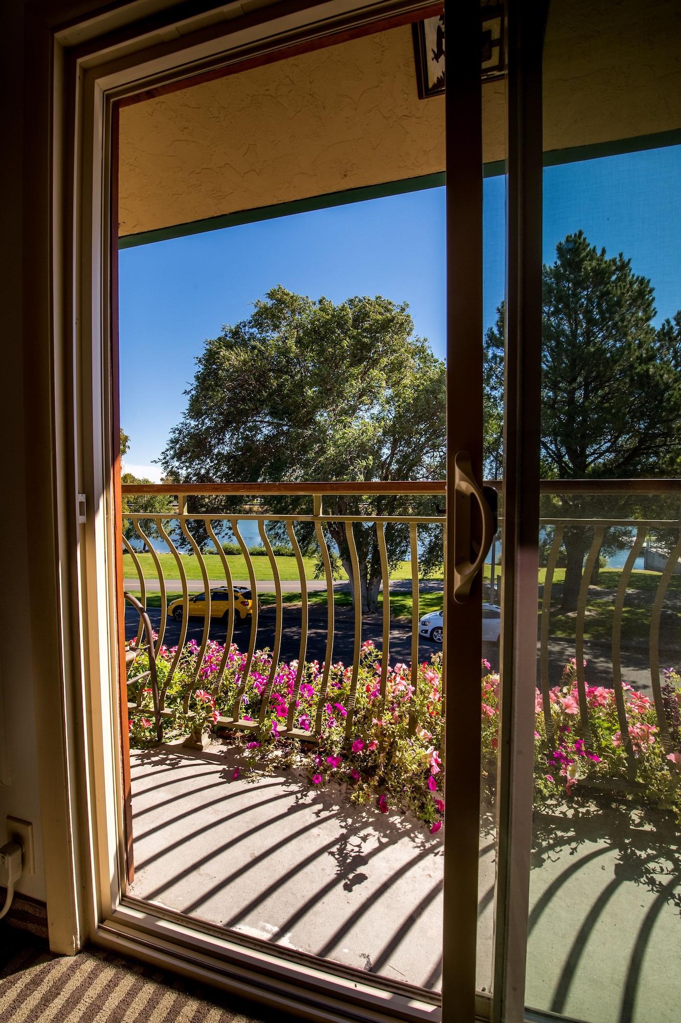 Hotel Western Driftwood Idaho Falls