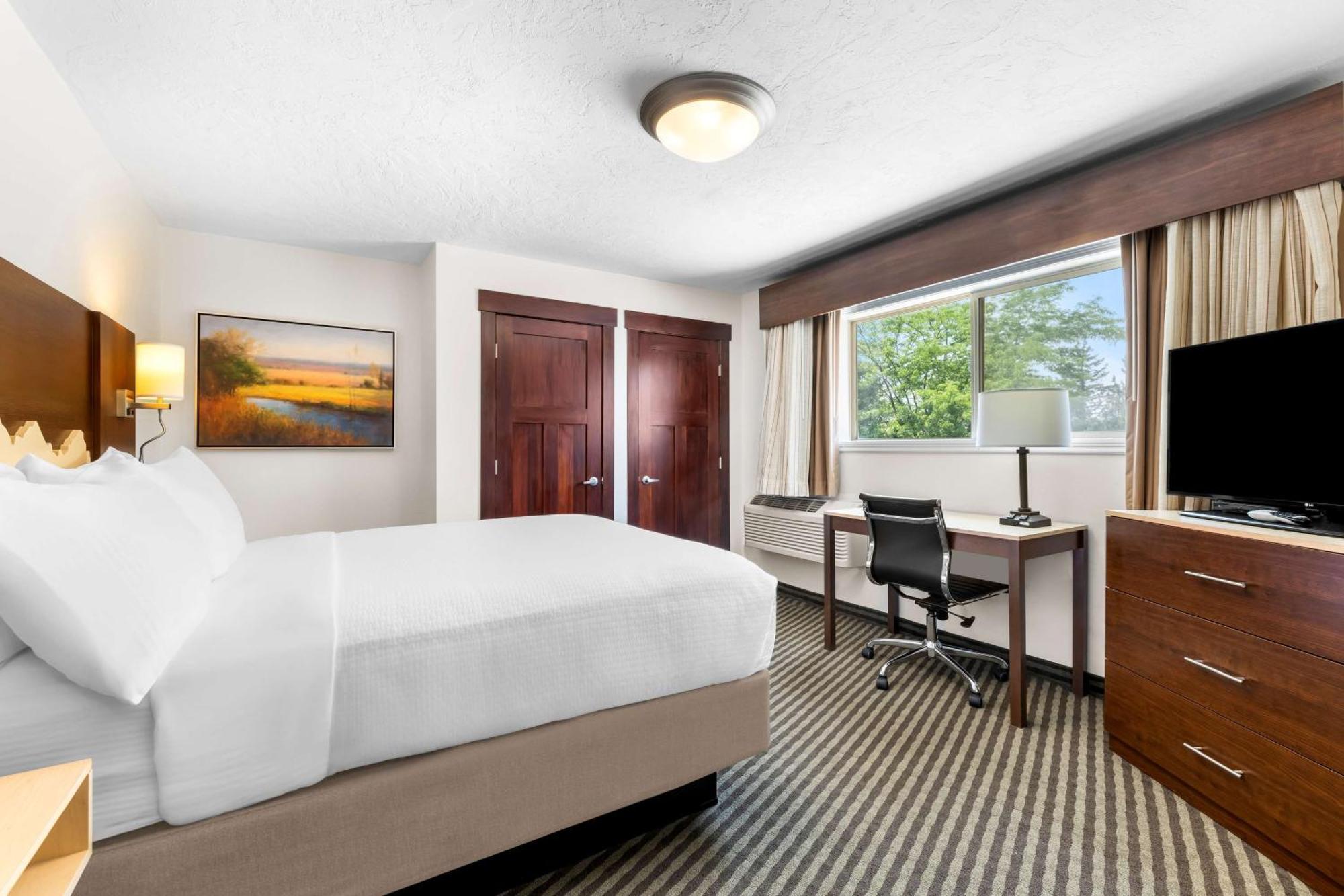 Western Driftwood 3* Idaho Falls