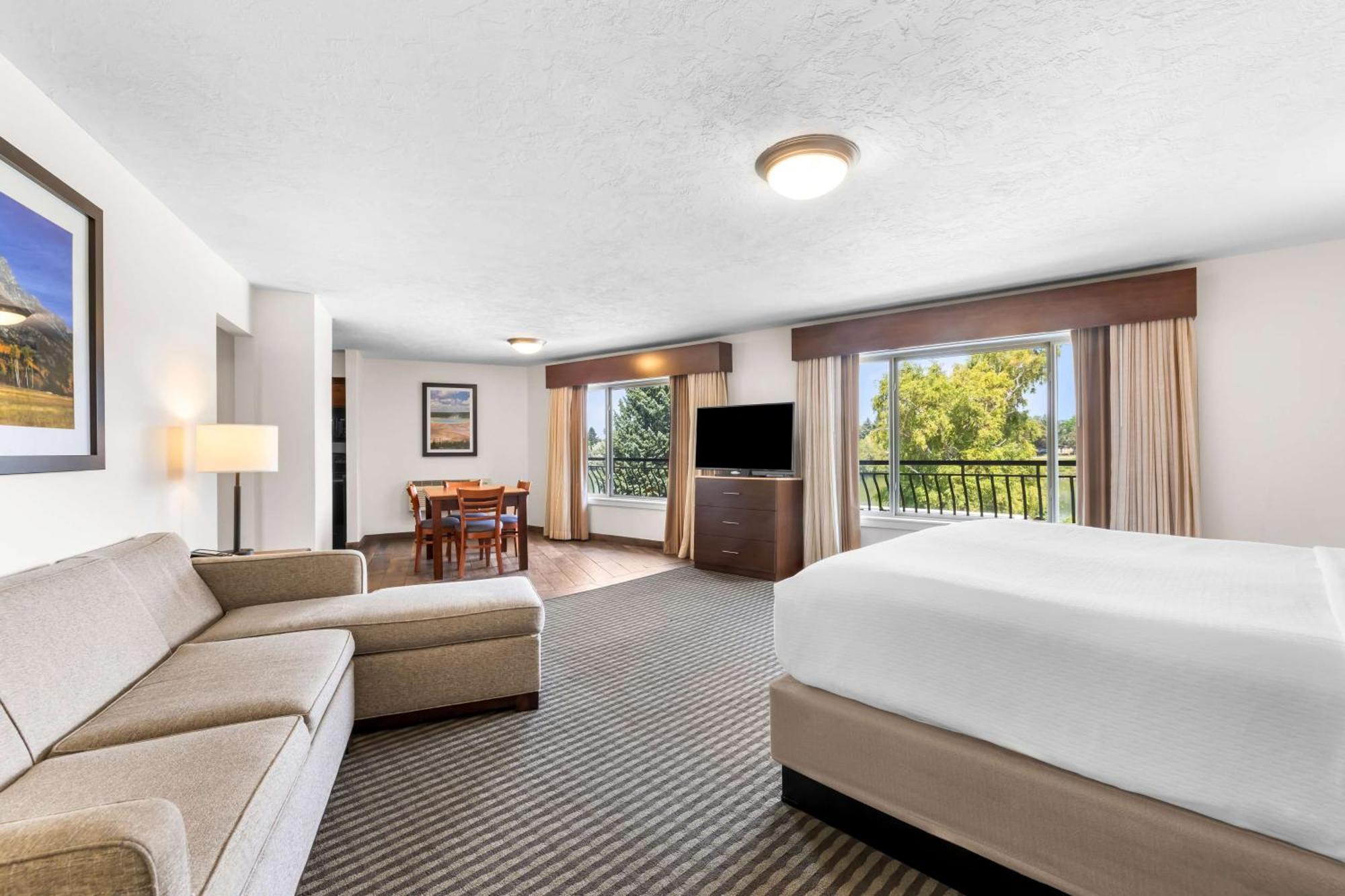 Western Driftwood Hotel