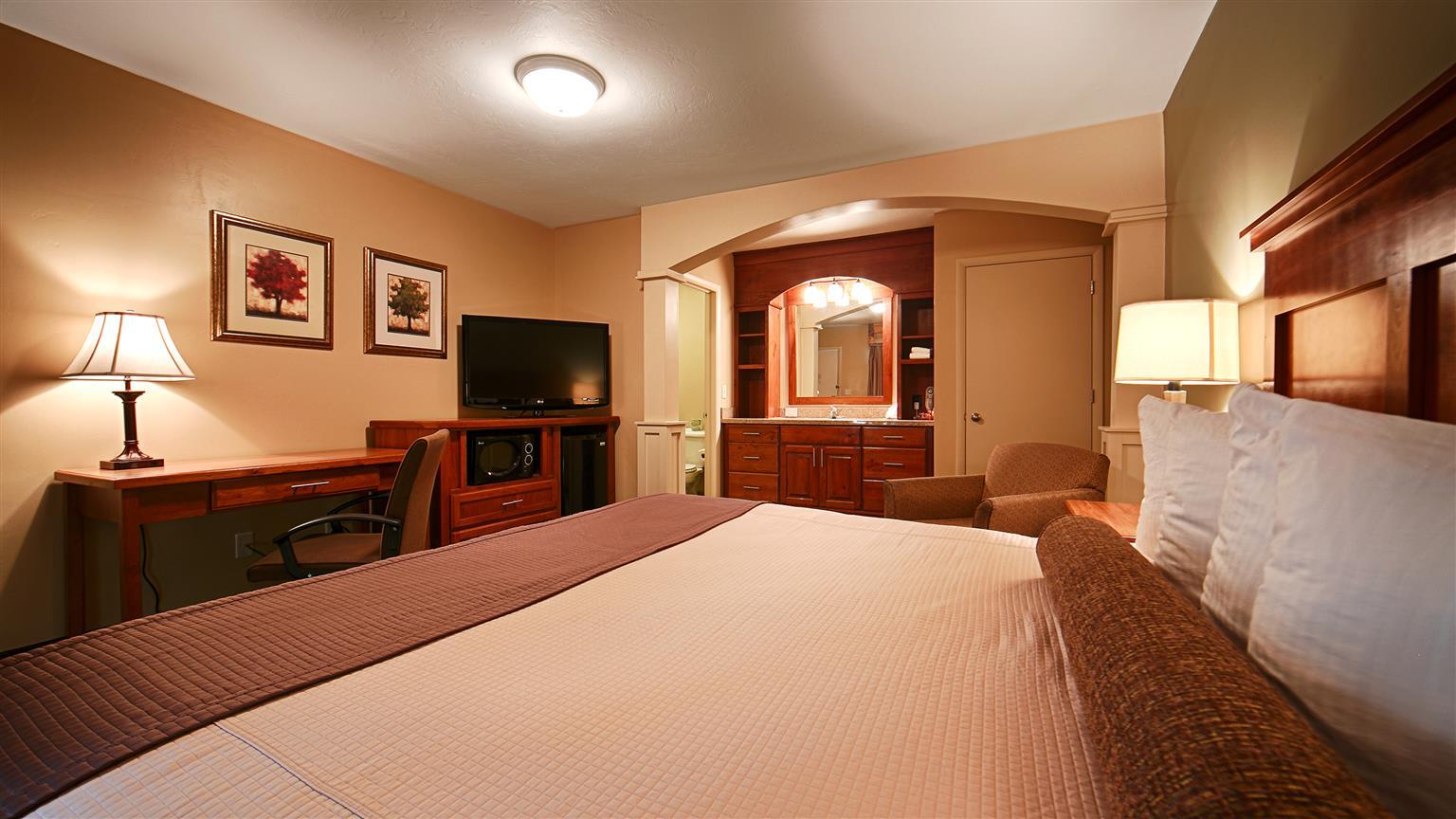 Western Driftwood 3* Idaho Falls